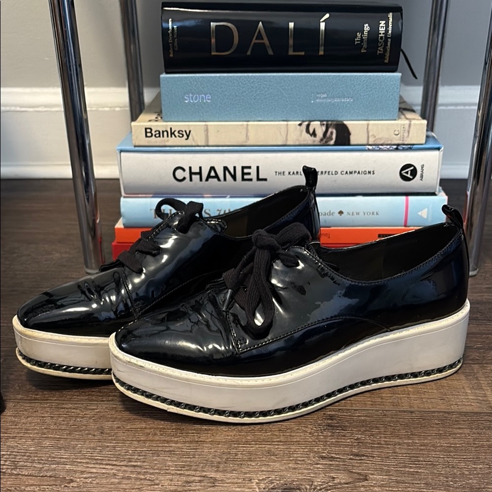 KARL LAGERFELD Black Patent Leather Platform Shoes